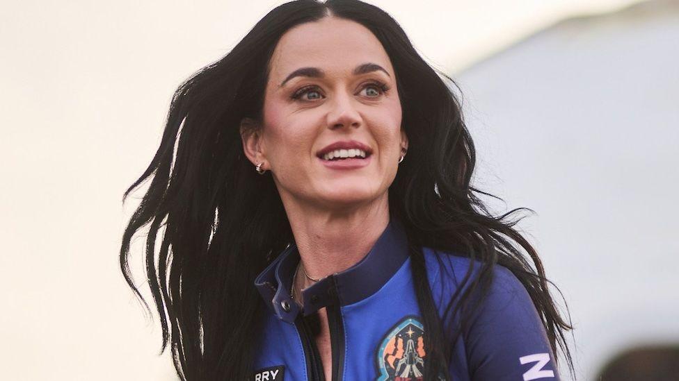 Quiz of the Year 2025, Part 2: What did Katy Perry sing on that all-female space flight?