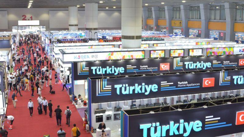 Pavilhão de exposições da Feira de Cantão 2025