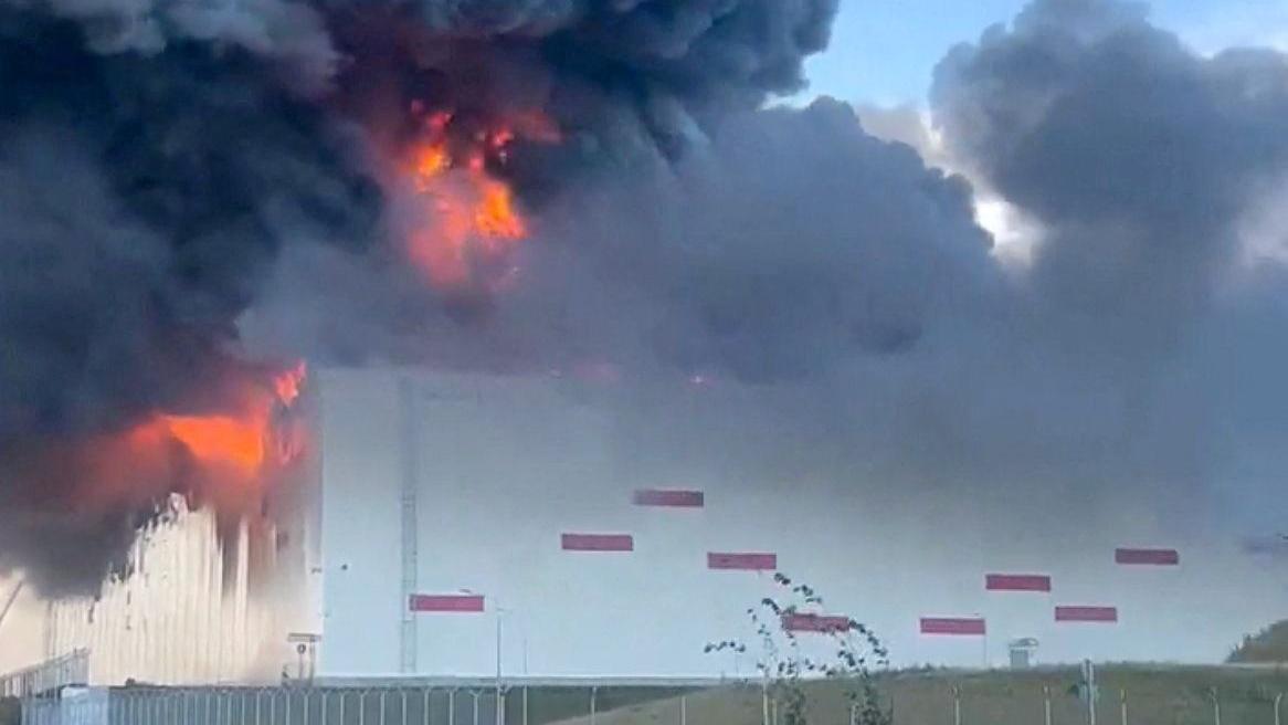 Ukraine strikes more Wildberries sites as five killed in Moscow region
