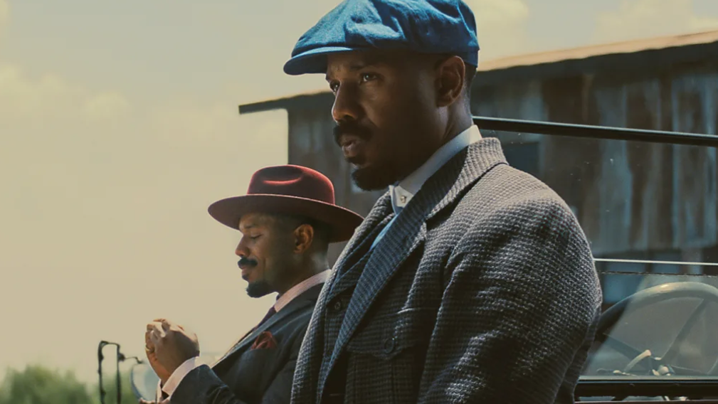 Michael B. Jordan, duplicado en una escena de Sinners.