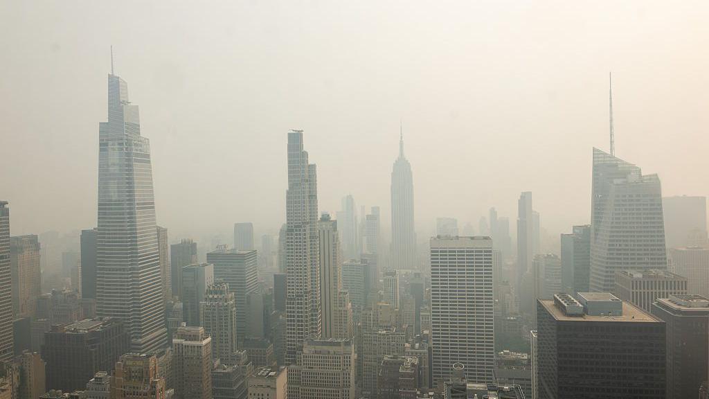 Canada fires prompt US air quality alerts as smoke blankets major cities 