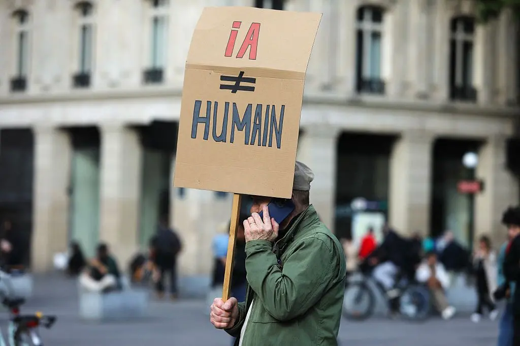               ӡ ǡ  22 /  2025.             .