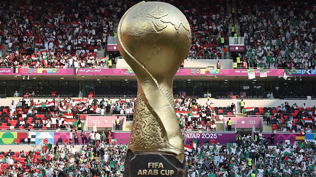 مجسم كأس العرب 2025 