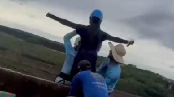 Captura del video que muestra el fatídico accidente.
