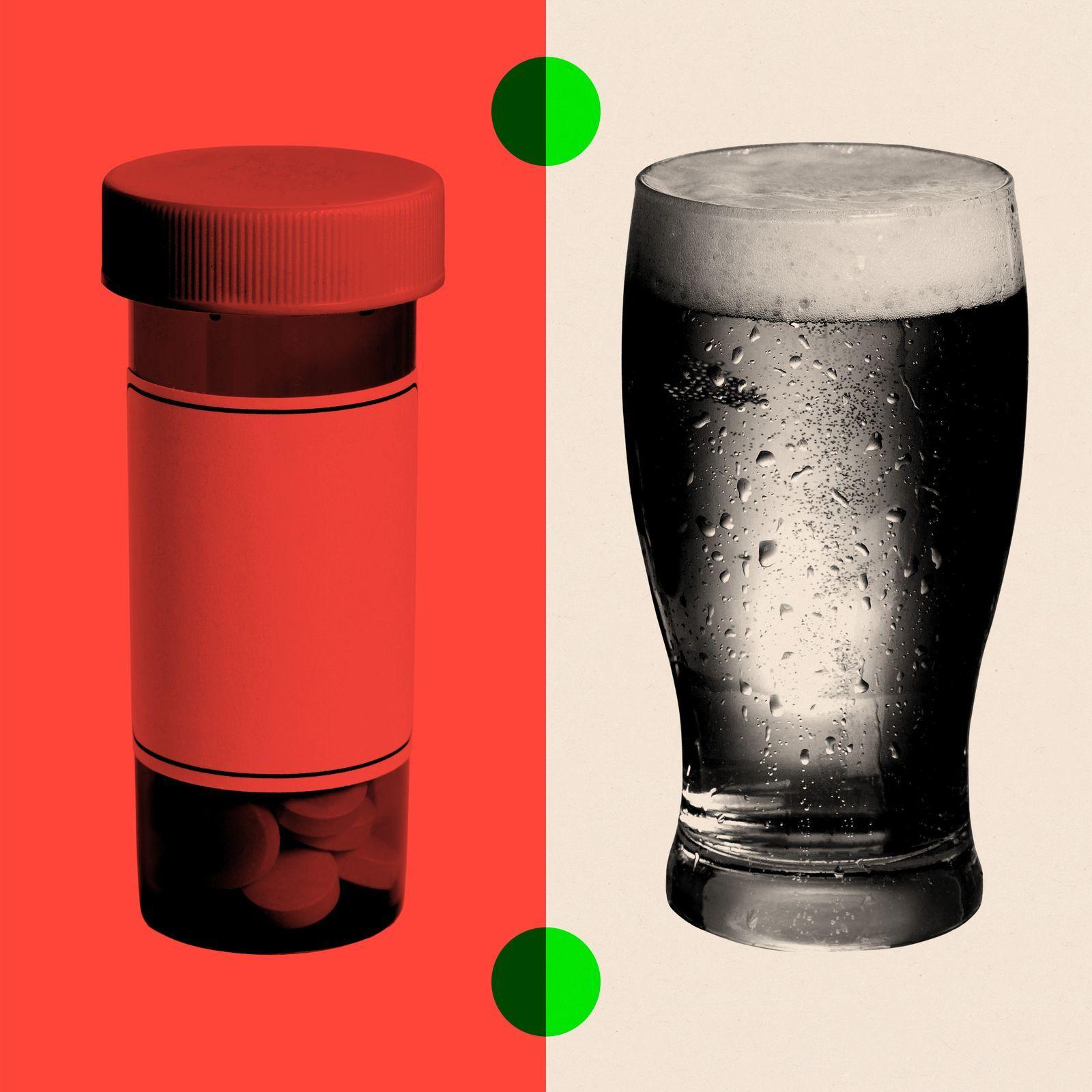 Imagen compuesta de un frasco de pastillas (izquierda) y un vaso de cerveza (derecha)