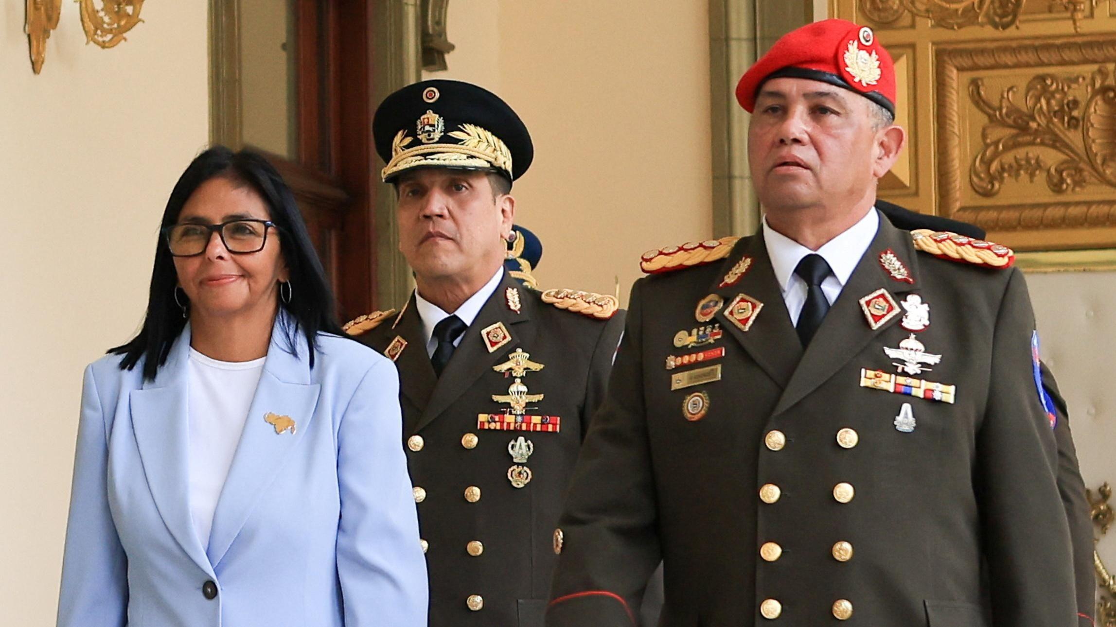 Venezuelan leader replaces senior military commanders