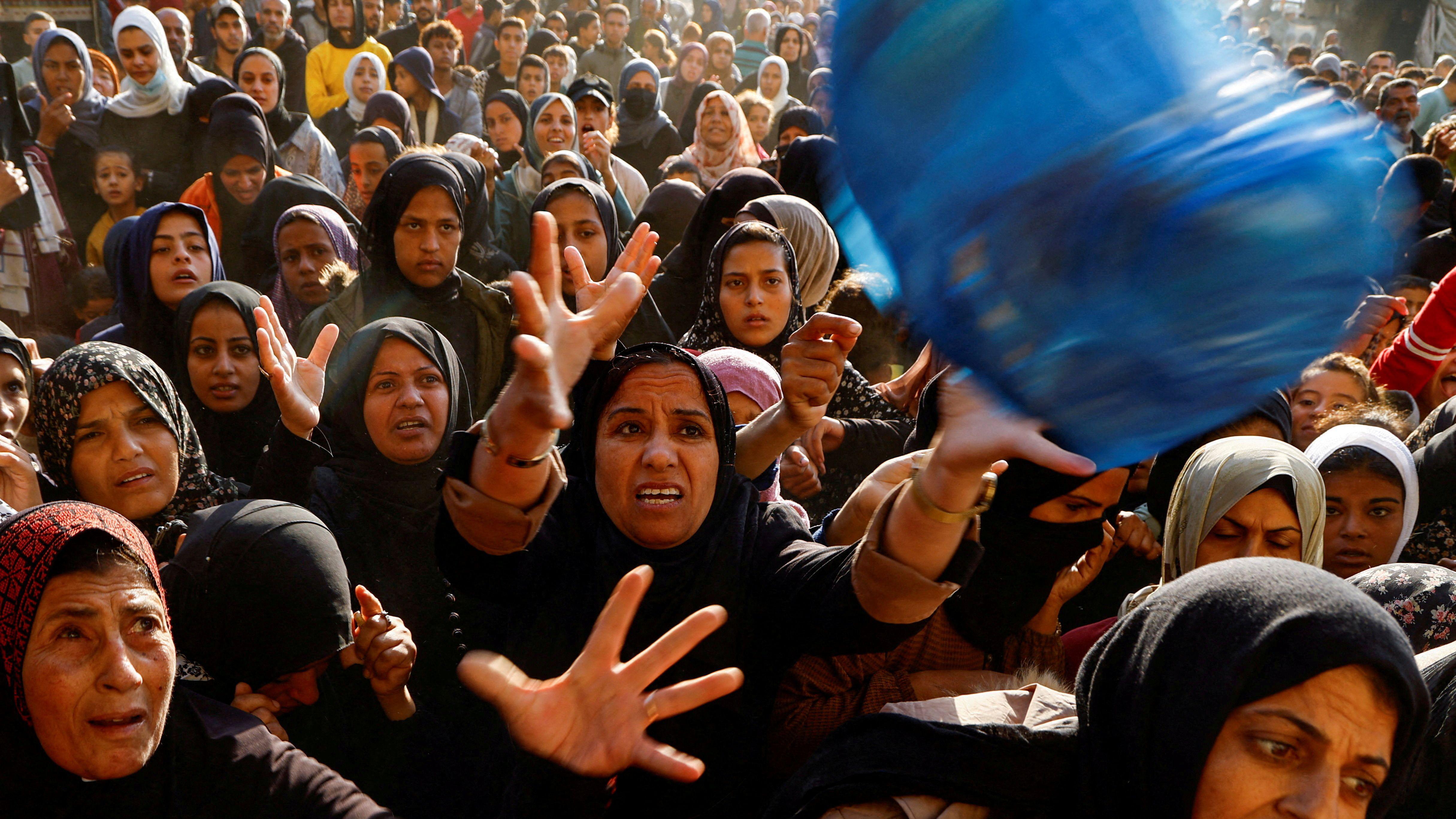 BBC and news agencies warn journalists in Gaza at risk of starvation