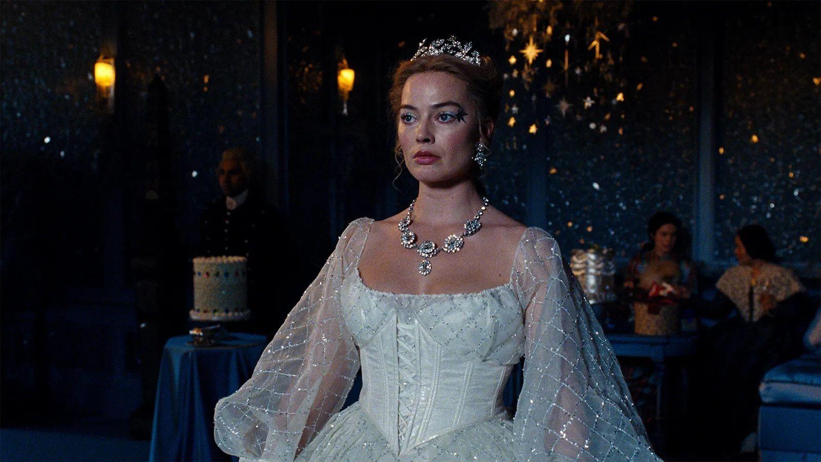 Margot Robbie en una escena de "Cumbres borrascosas"