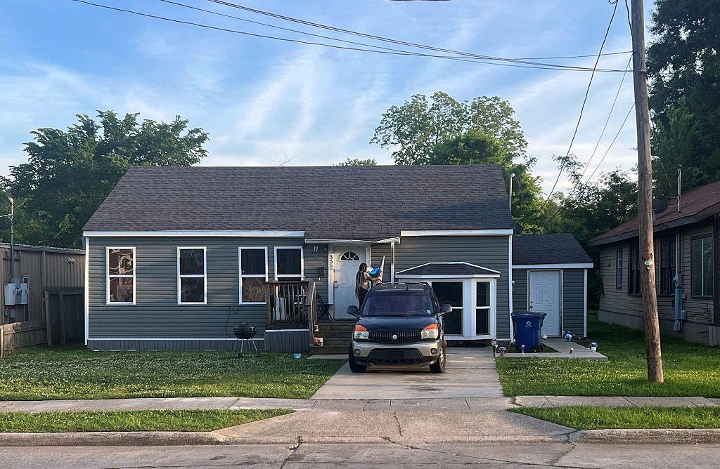 Una de las casas involucradas en el tiroteo. 