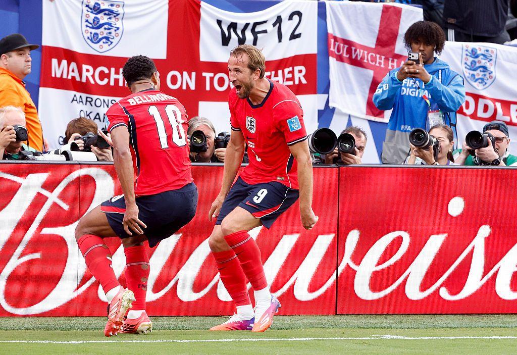 Harry kane comemorando 