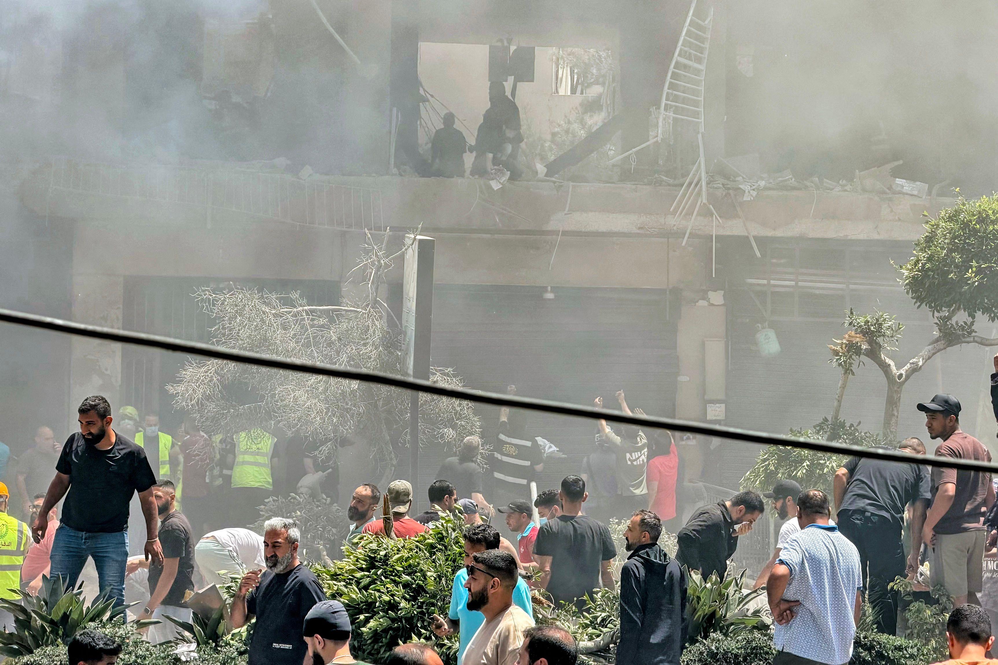 "3 قتلى و15 جريحاً على الأقل" إثر استهداف إسرائيلي لضاحية بيروت الجنوبية