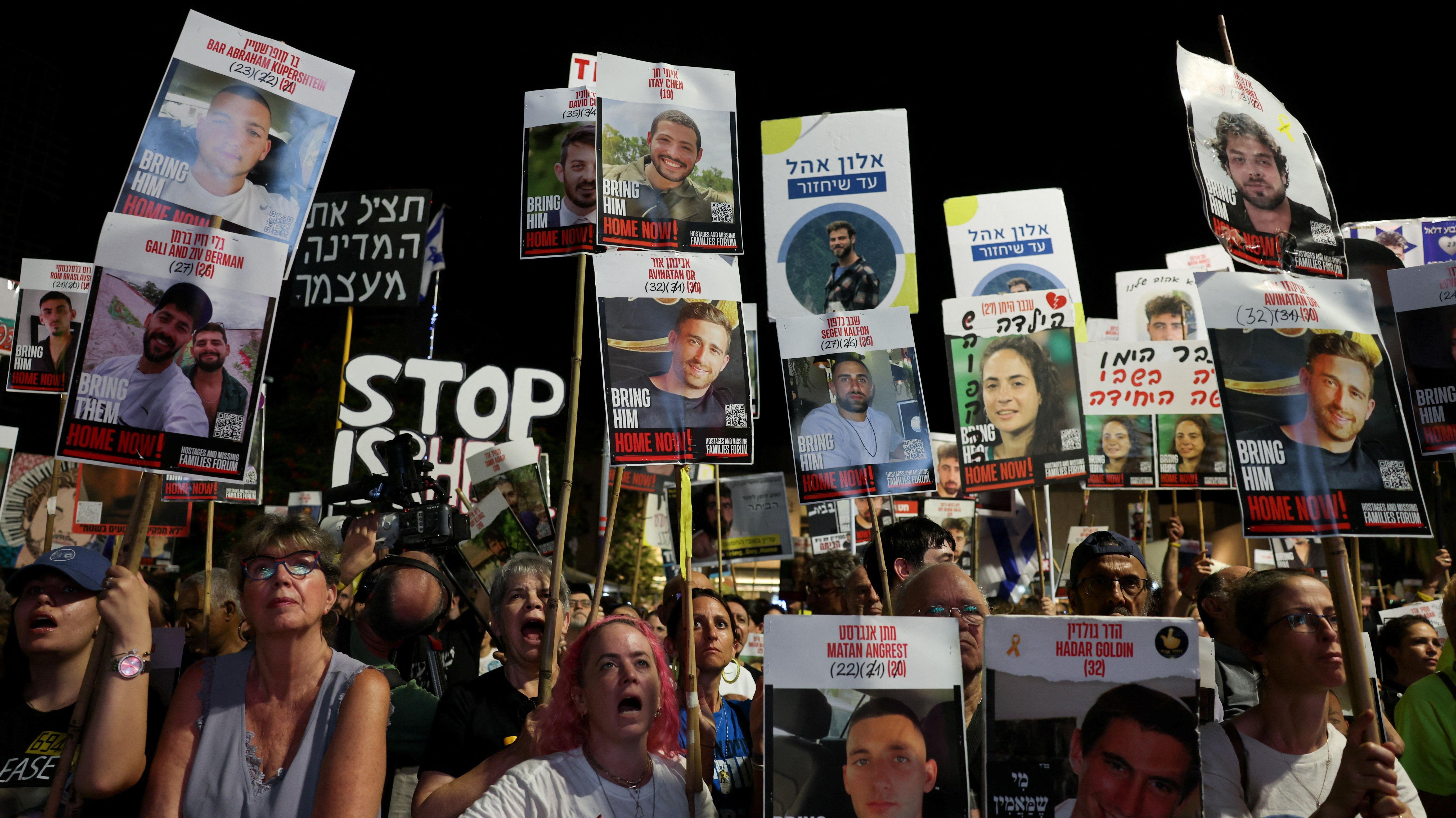 مظاهرة في تل أبيب تطالب بالإفراج عن الرهائن وإنهاء الحرب في غزة في 30 أغسطس/آب 2025