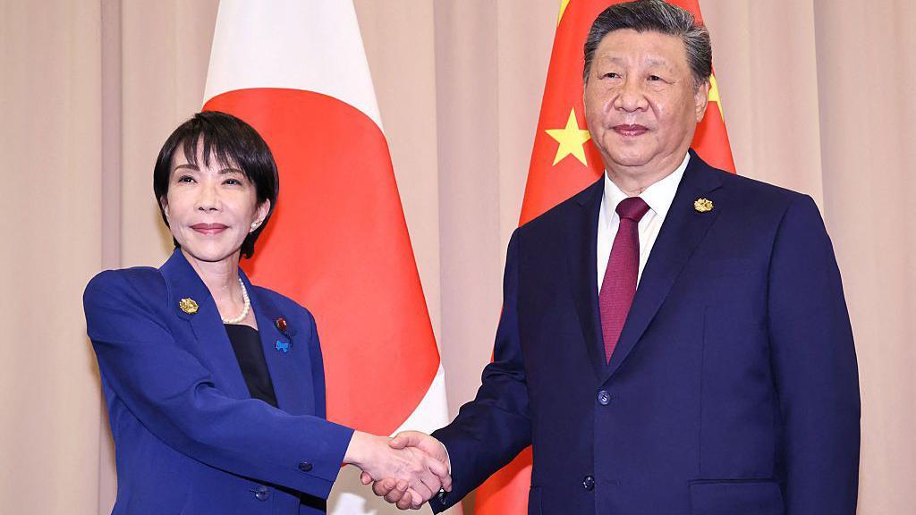 Sanae Takaichi y Xi Jinping