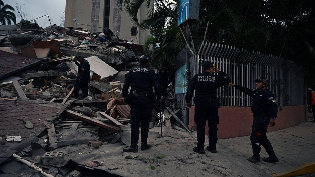 Magnitude 7.1 earthquake rocks Venezuela as buildings shake in Caracas