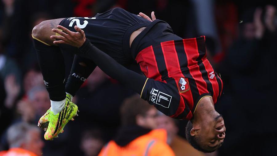 Premier League: Arsenal are champions after Man City draw, while Spurs behind at Chelsea