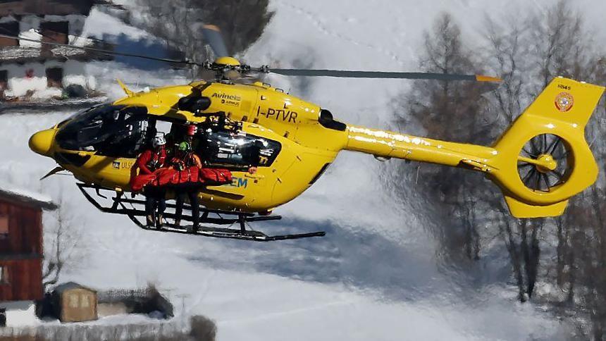 Vonn crashes in Olympic downhill after ACL injury