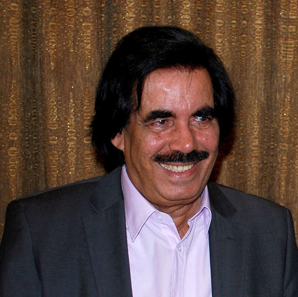 على سالم البيض