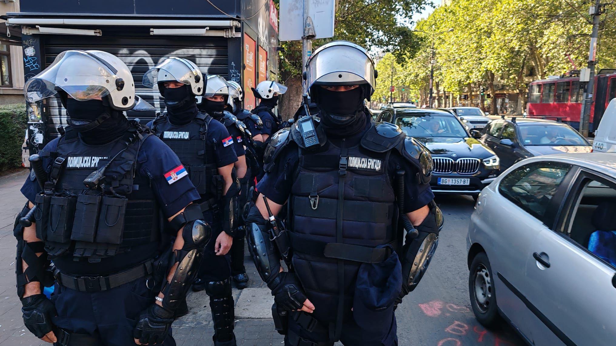 Policija