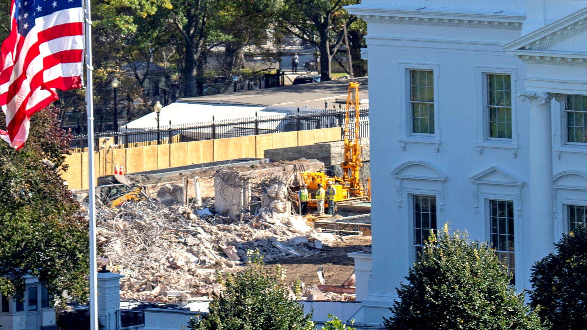 White House sued by historic preservation group over ballroom plans
