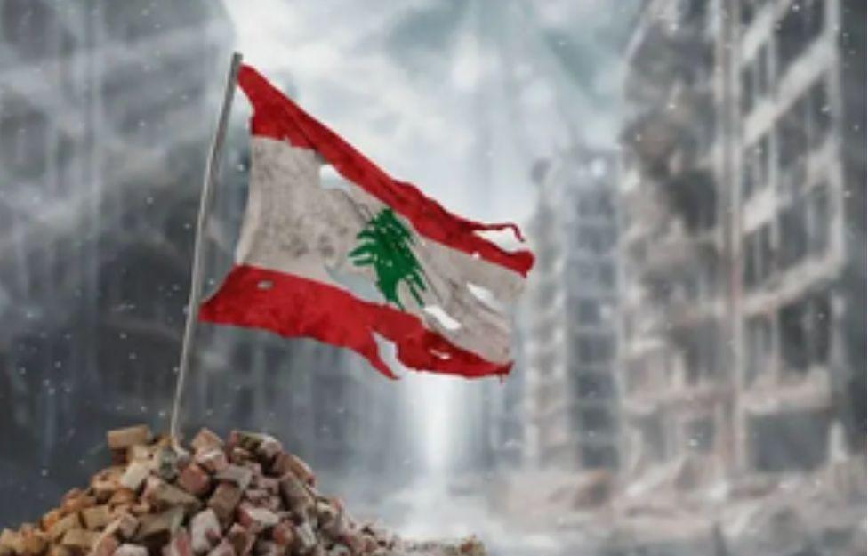 علم لبنان ممزق على الأنقاض.
