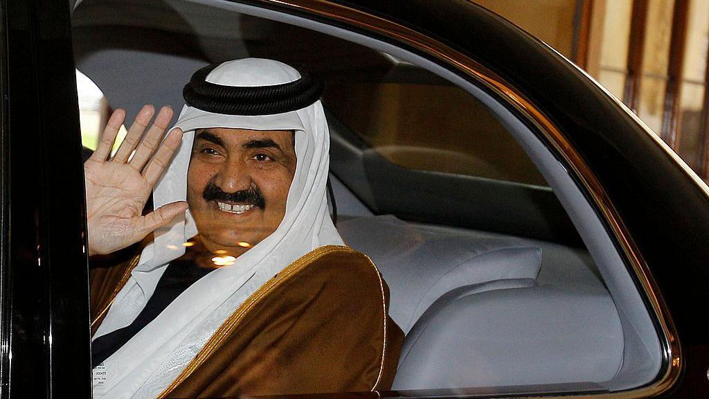 عاجل: قطر تعلن وفاة أميرها السابق الشيخ حمد بن خليفة آل ثاني