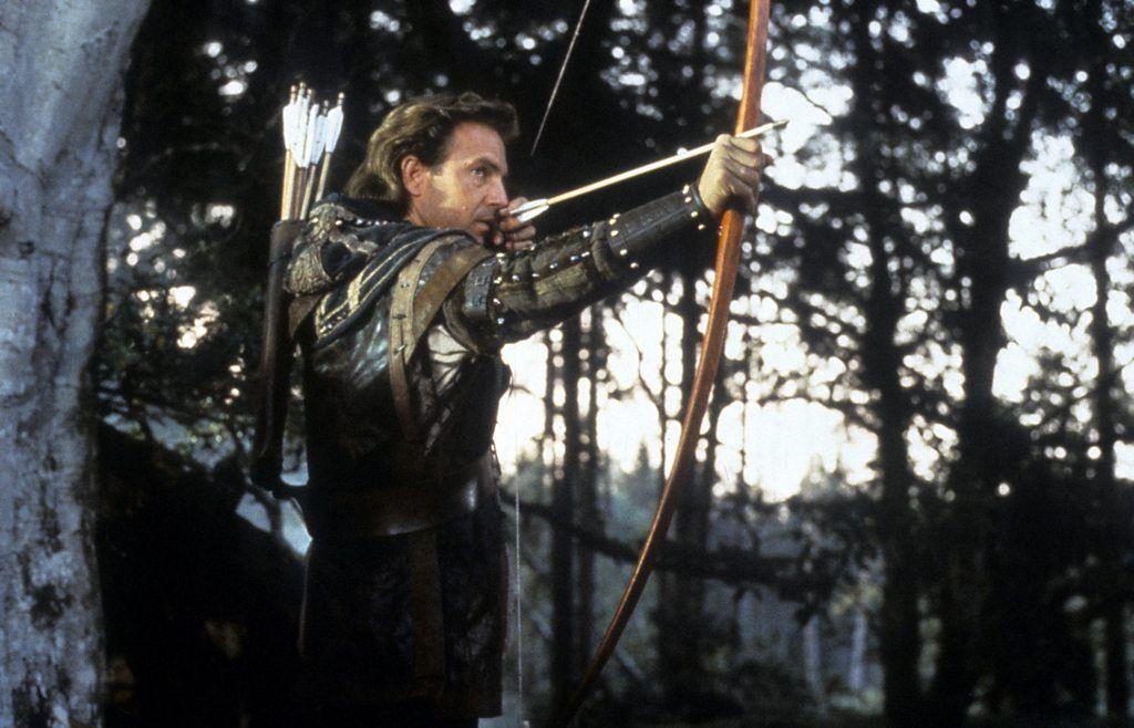 Kevin Costner interpretando a Robin Hood.