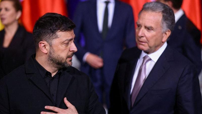 Zelensky y Witkoff. 