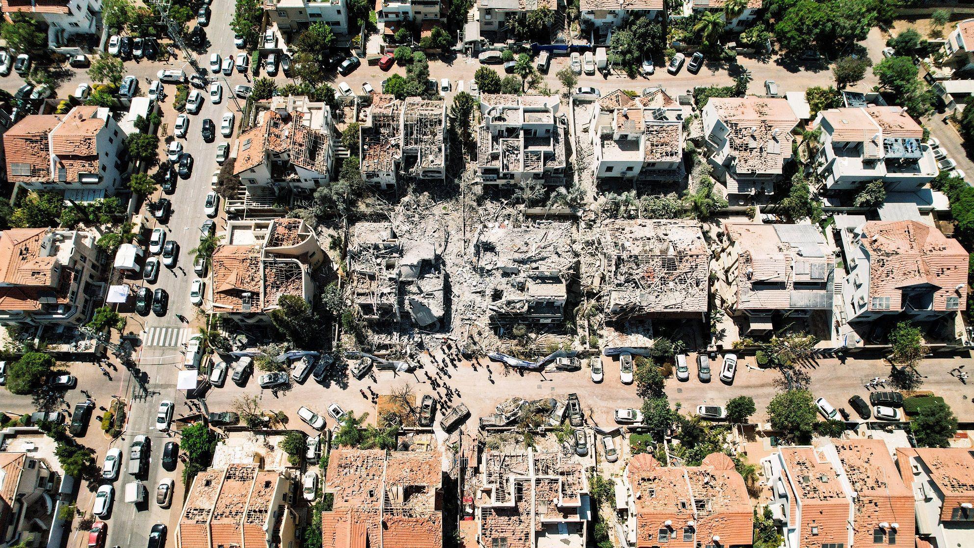 Deo Rišona Leciona, grada u centralnom Izraelu, koji su pogodile iranske rakete