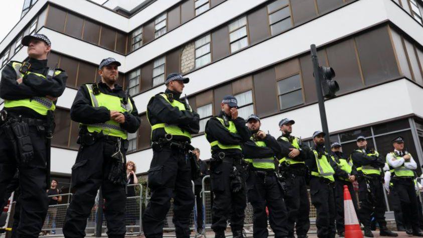 Arrests after asylum hotel protests in England 