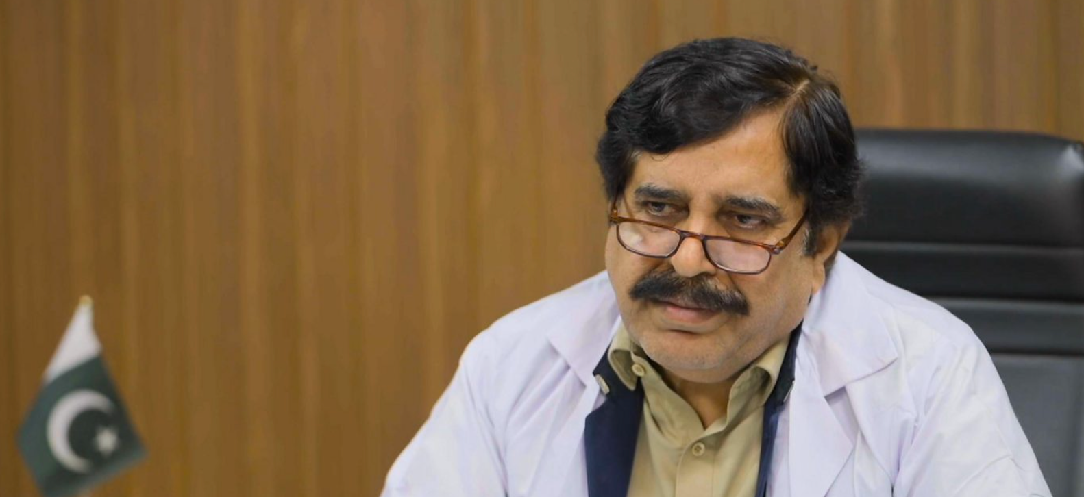  مدير مستشفى يزعم أن لقطات "بي بي سي" لممارسات حقن خطرة إما قديمة أو مفبركة.