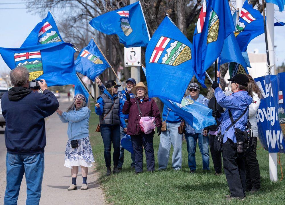 pristalice nezavisnosti alberte