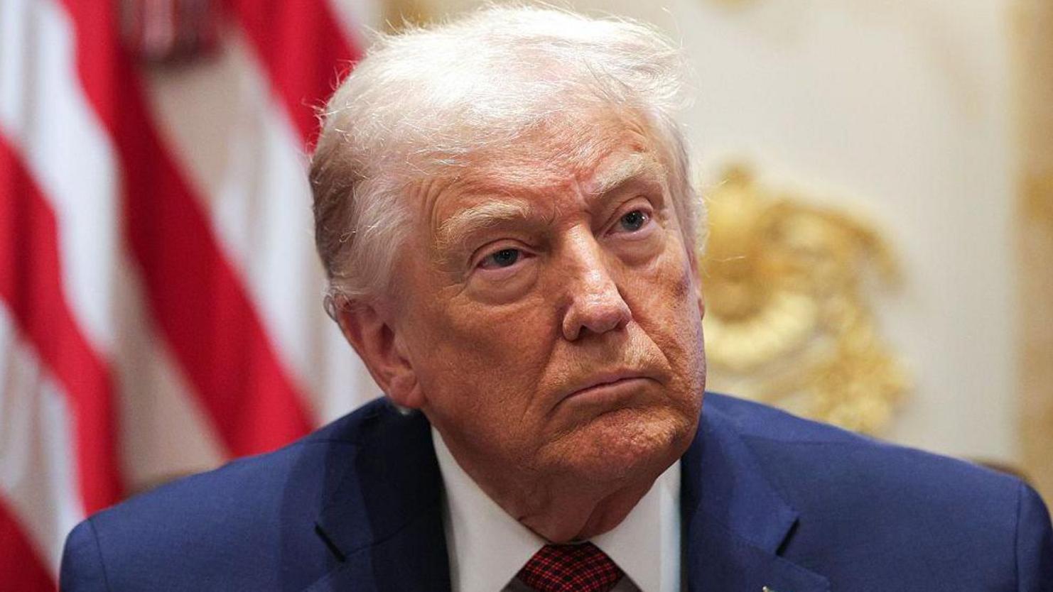 ترامب يعلن "حصاراً شاملاً على ناقلات نفط فنزويلا الخاضعة للعقوبات" 