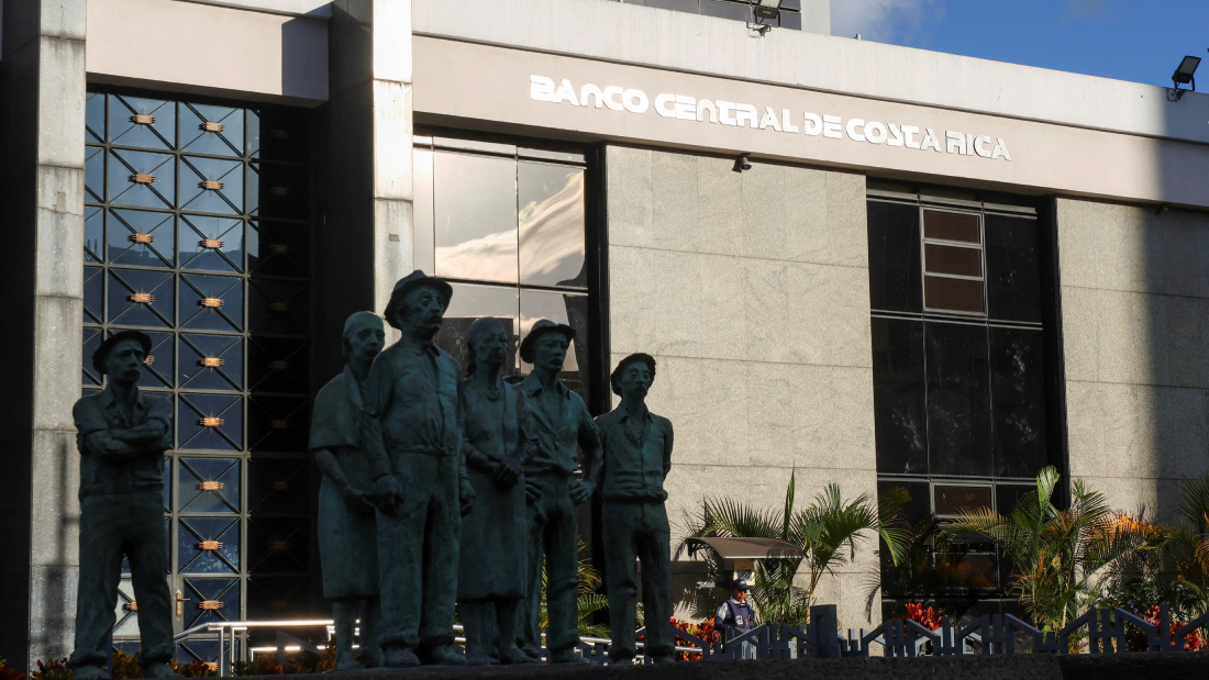 Fachada del Banco Central de Costa Rica.