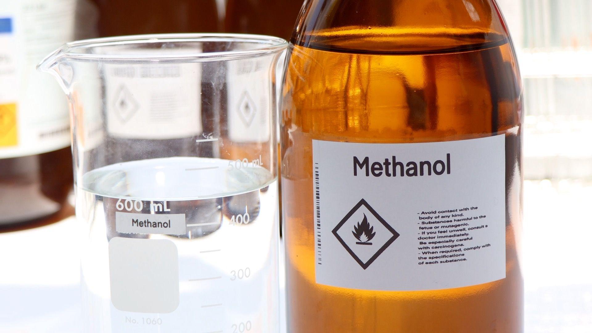 Tihi ubica: Kako da prepoznate trovanje metanolom 3 Boca metanola