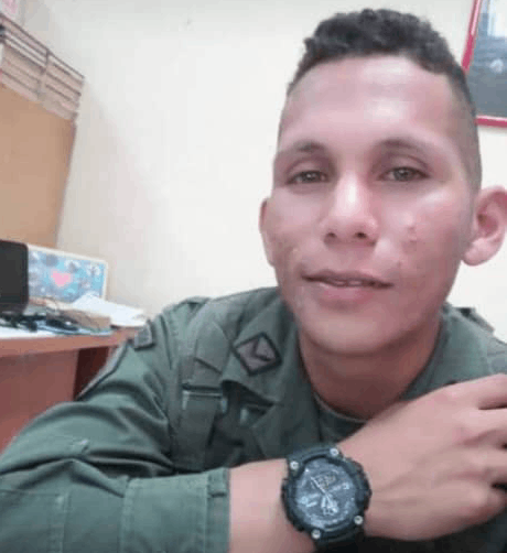 Foto del sargento González Escala