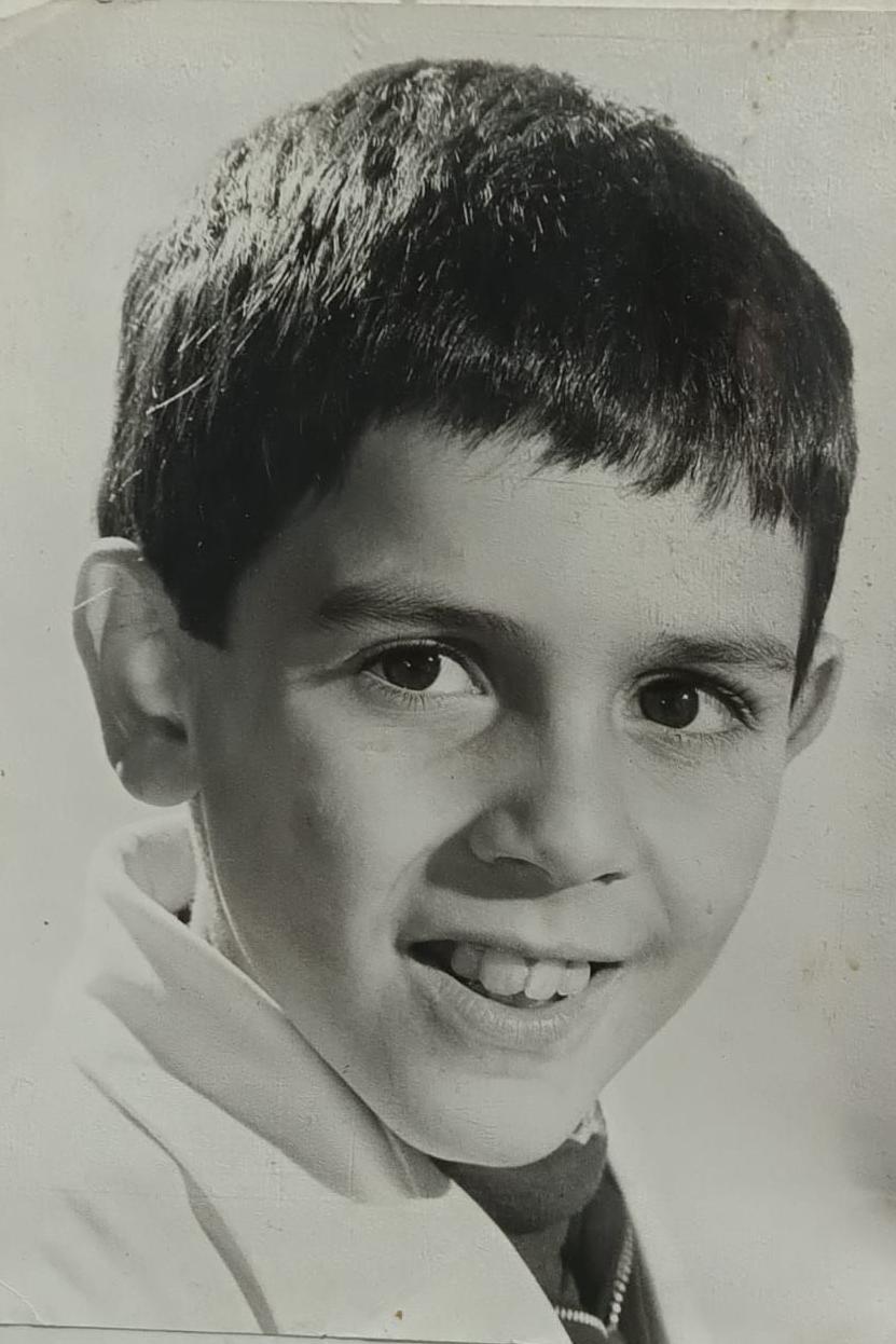 Esta es un de las pocas fotografías que la familia conserva de la infancia de Diego Fernández.