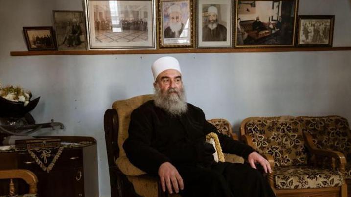 الزعيم الروحي لطائفة الموحدين الدروز في سوريا الشيخ حكمت الهجري