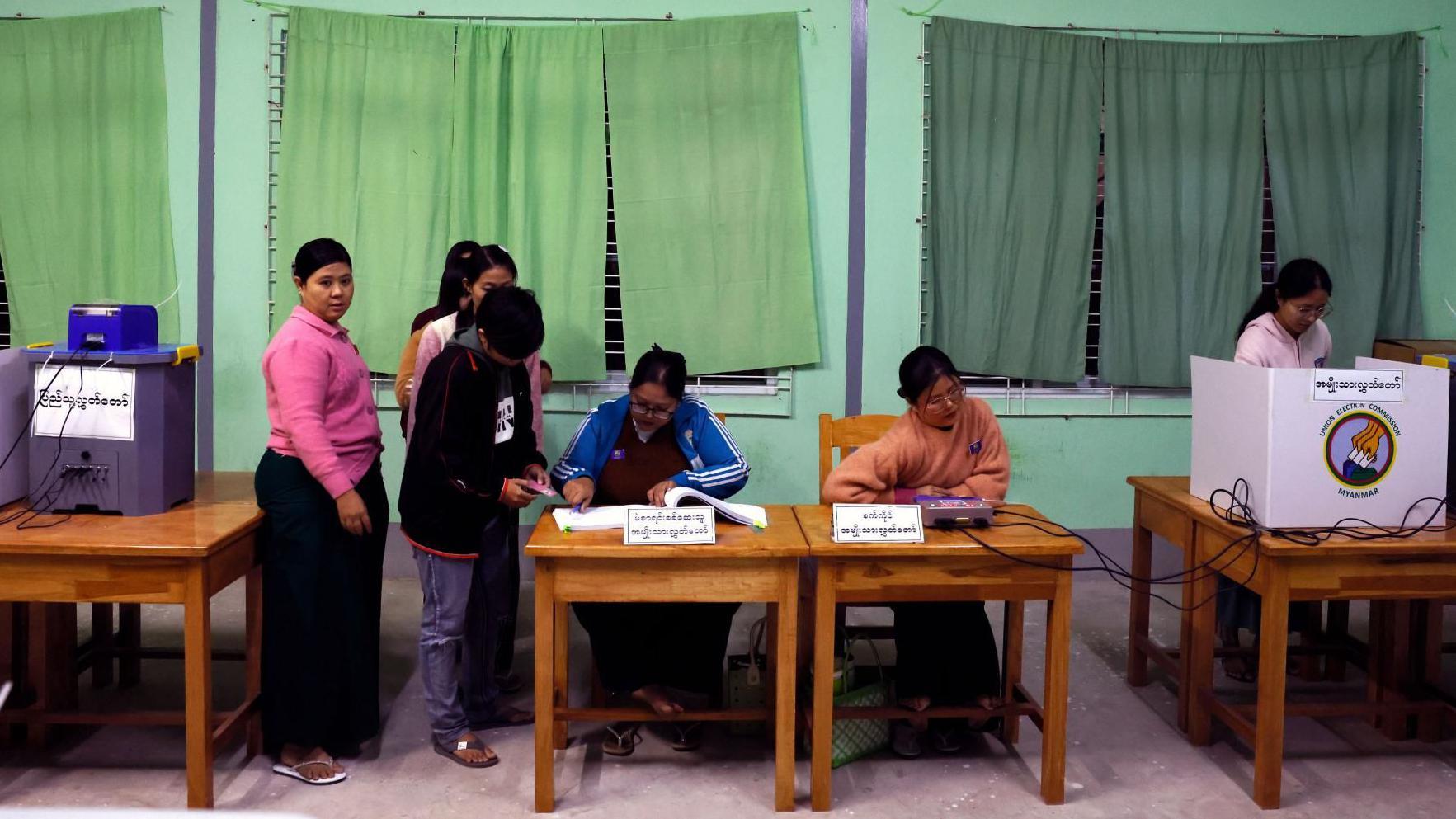 War-torn Myanmar voting in widely criticised 'sham' election