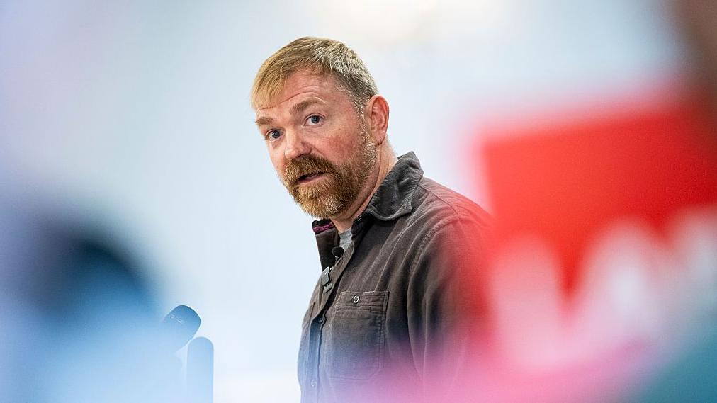Will this scandal-plagued outsider help save or sink the Democrats?