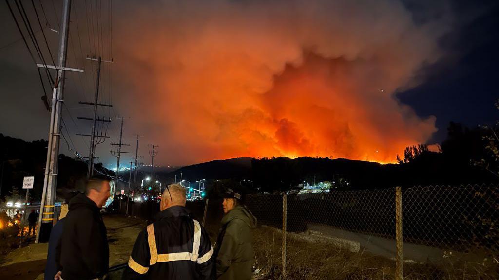 今年1月發生的洛杉磯太平洋帕利塞茲（Pacific Palisades）大火造成12人死亡、超過6,000套房屋被毀。