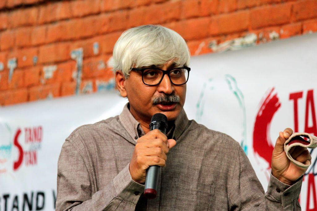 دہلی یونیورسٹی کے پروفیسر اپوروآنند 