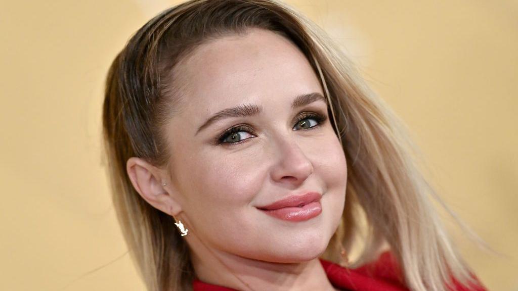 Actors lead tributes to amazing Hayden Panettiere after Heroes star dies aged 36