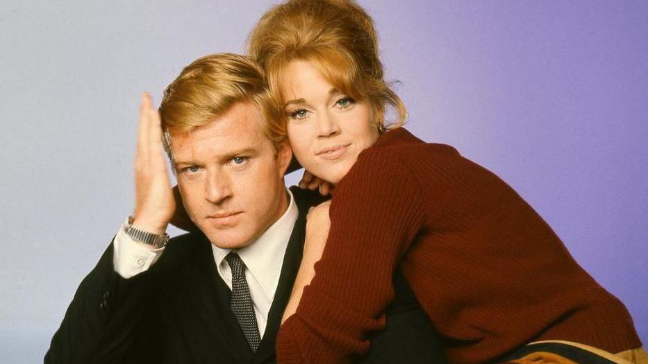 روبرت ريدفورد مع جين فوندا في فيلم "حافي القدمين في الحديقة"