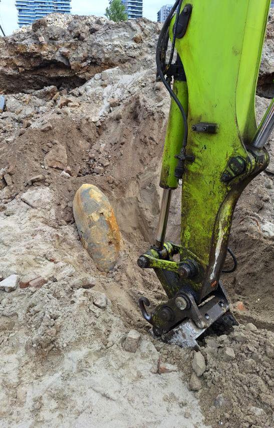Bager i bomba na gradilištu „Beograda na vodi"