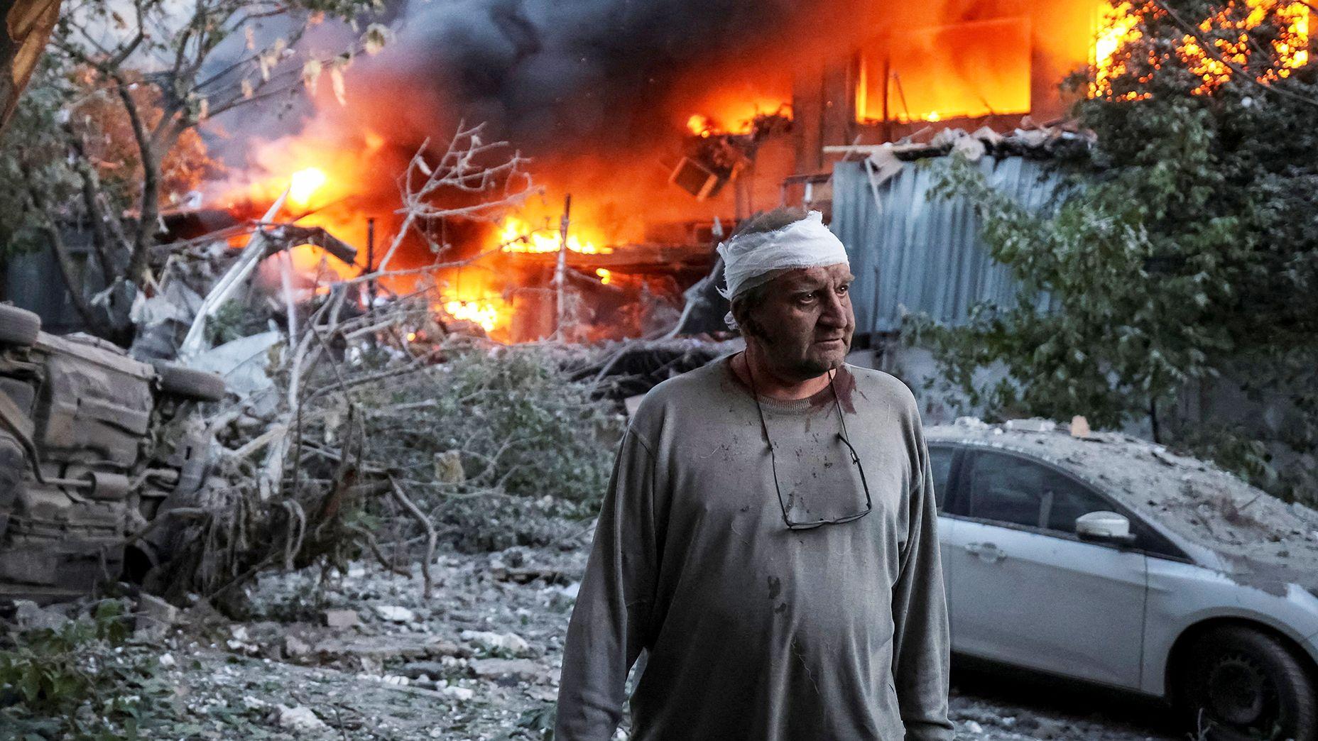 Ukraine rescuers pull dead from rubble after Russian strikes kill 18 people