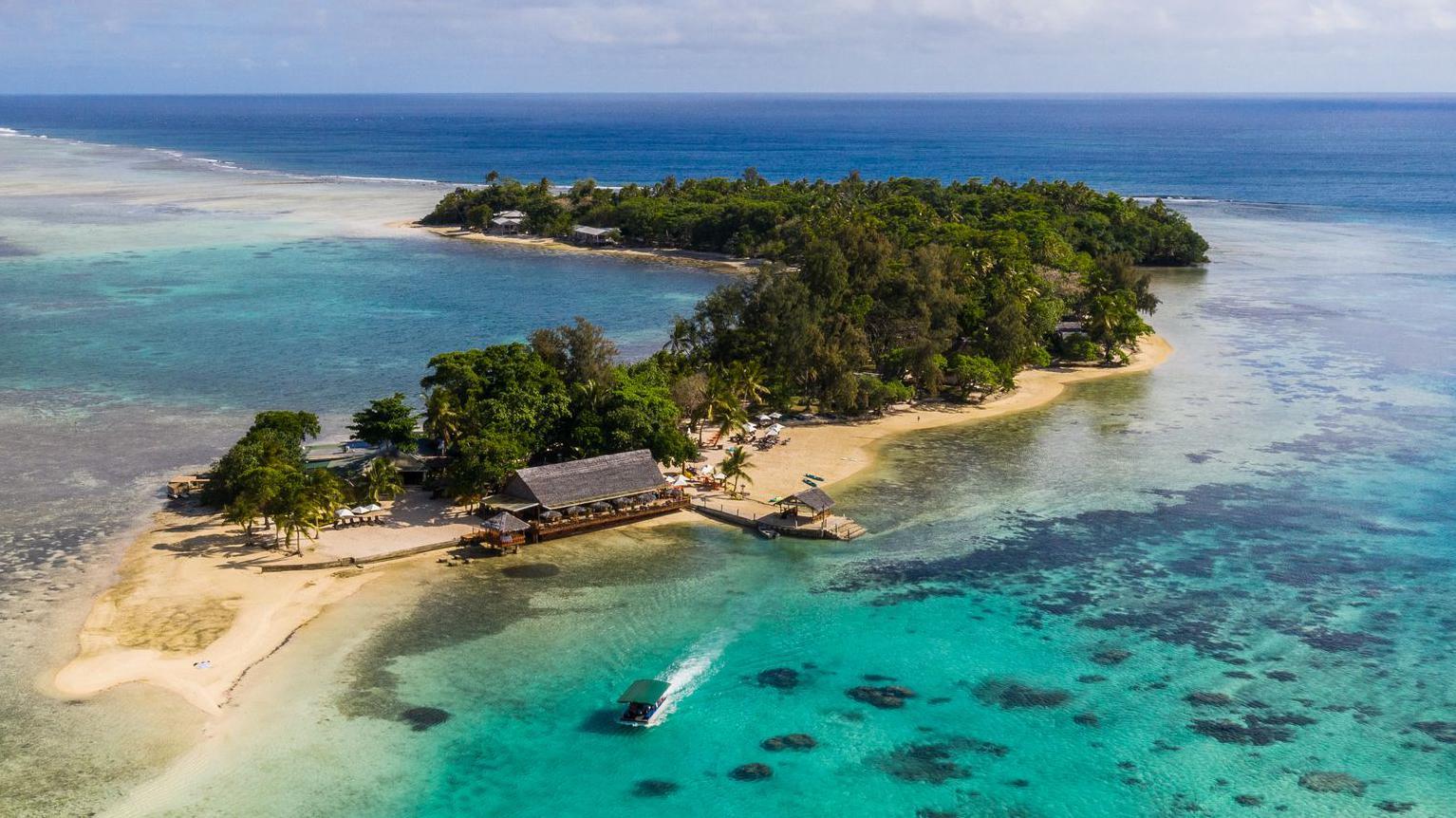 Australia and Vanuatu agree to $328m security and business deal 