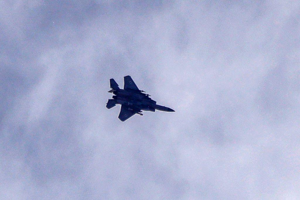 Jet tempur Israel terbang di atas wilayah Marjayoun di Lebanon selatan pada 3 Juni 2026. 