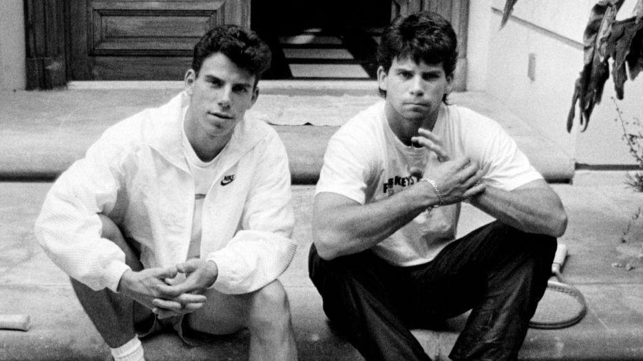 Judge agrees to resentence Menendez brothers over 1989 murders