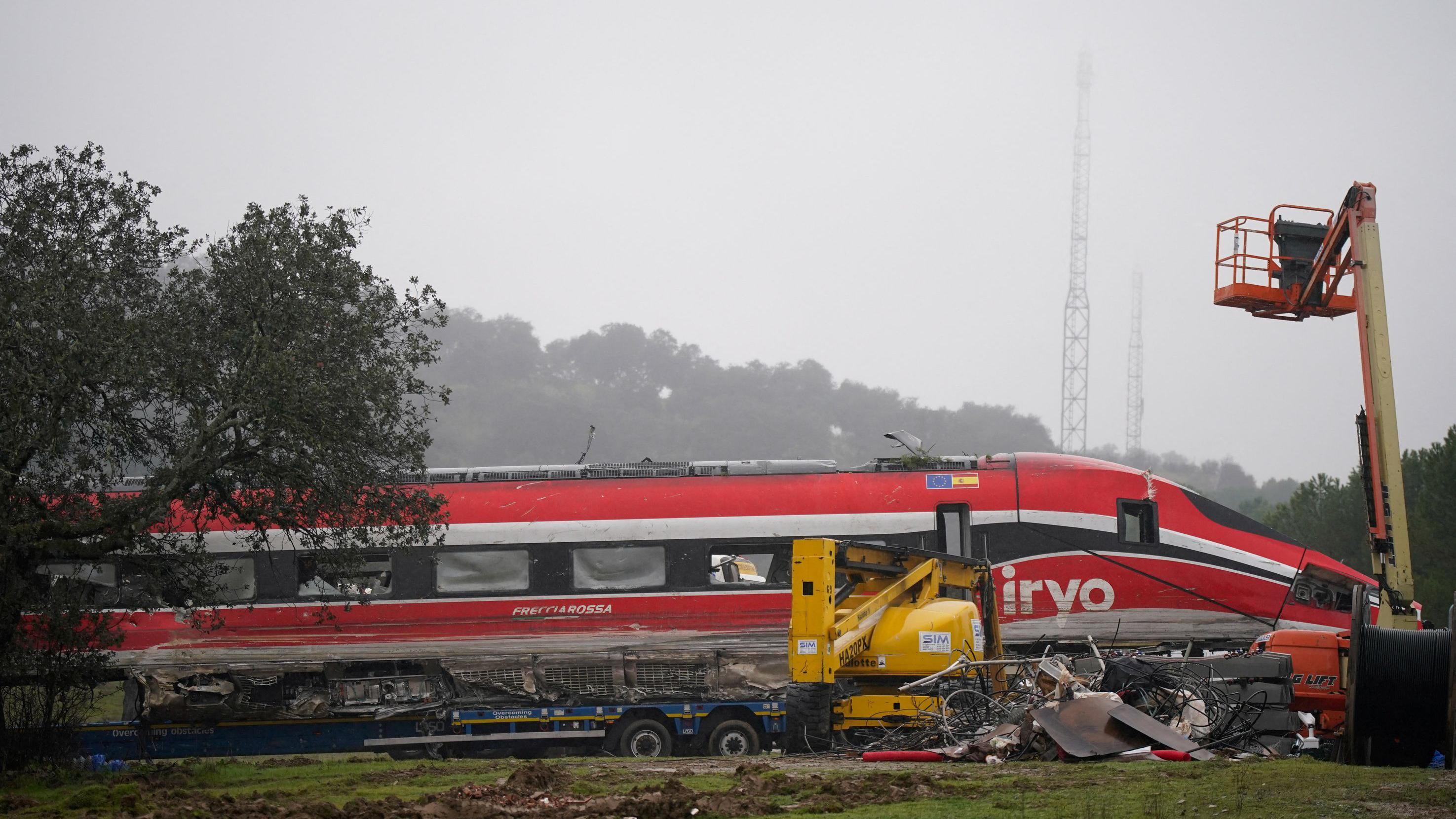 Tren Iryo descarrilado.