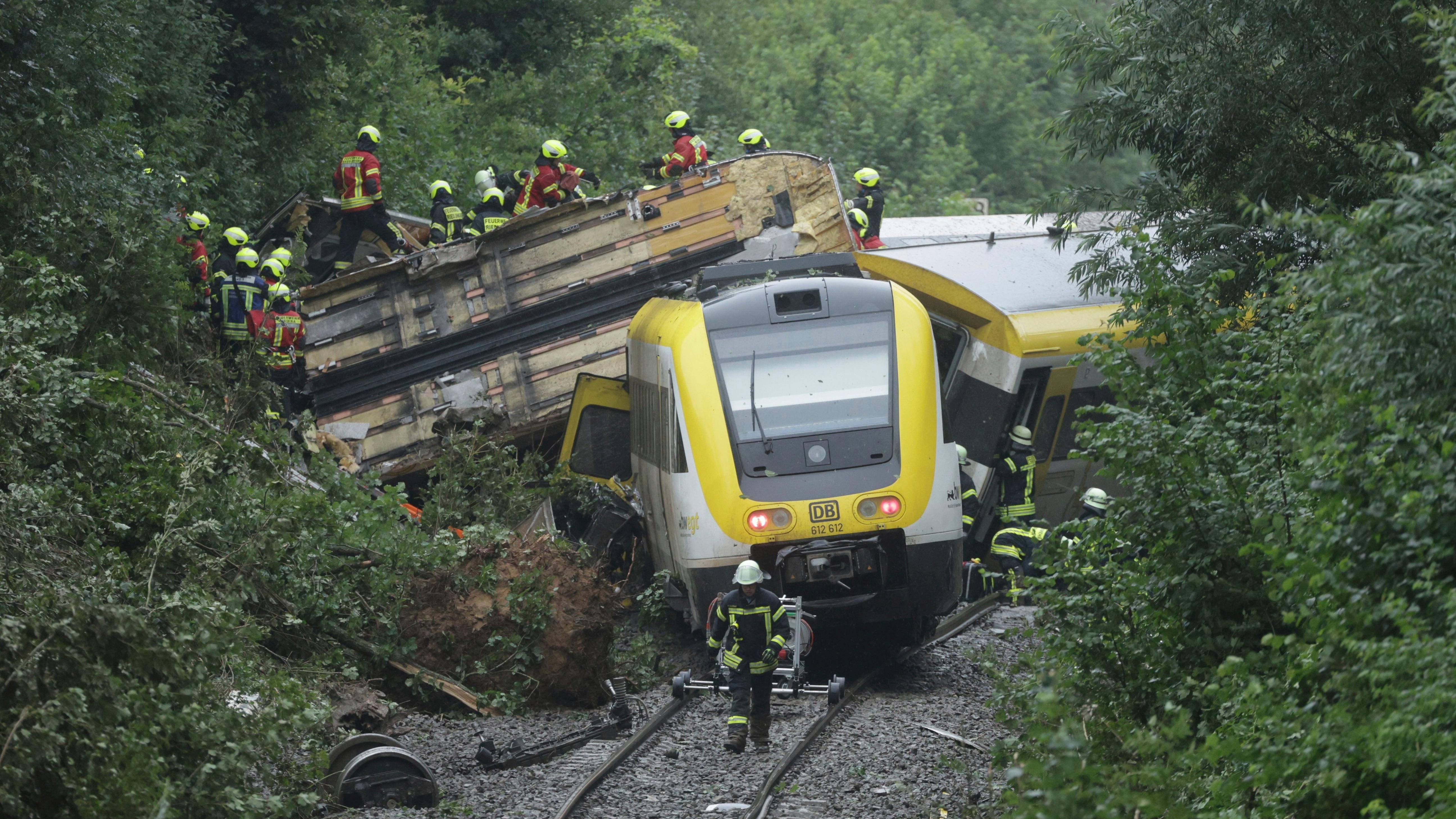 Several reported killed in German train derailment 